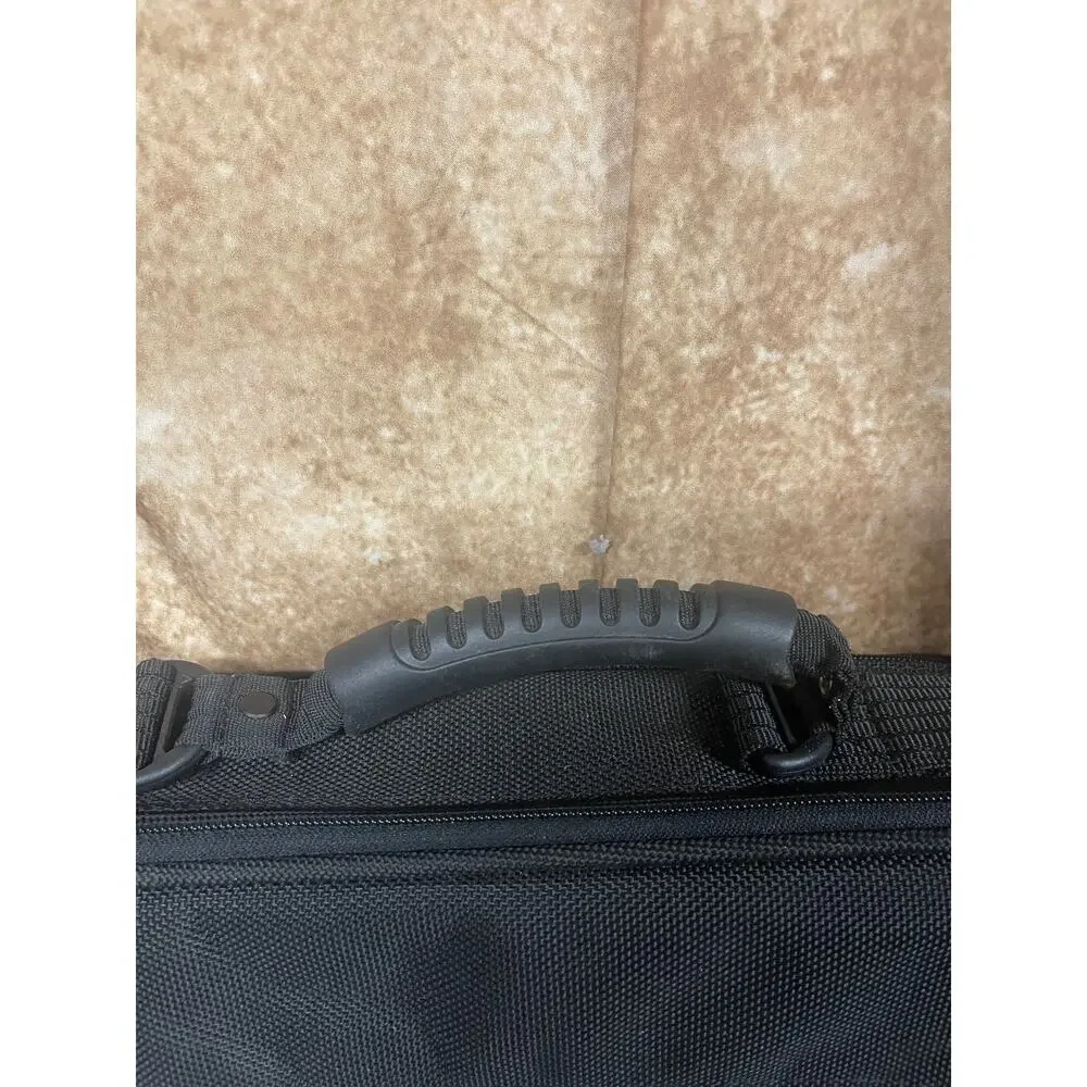 Targus Platinum Deluxe Padded 17